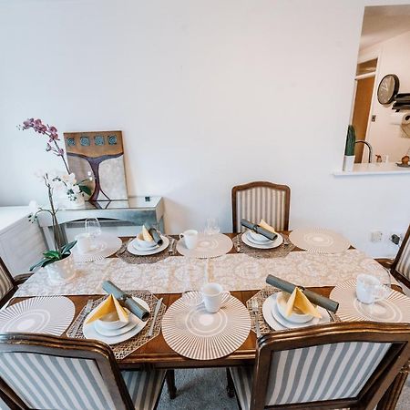 Smithfield Square Nest Entire Apt Dublino Esterno foto