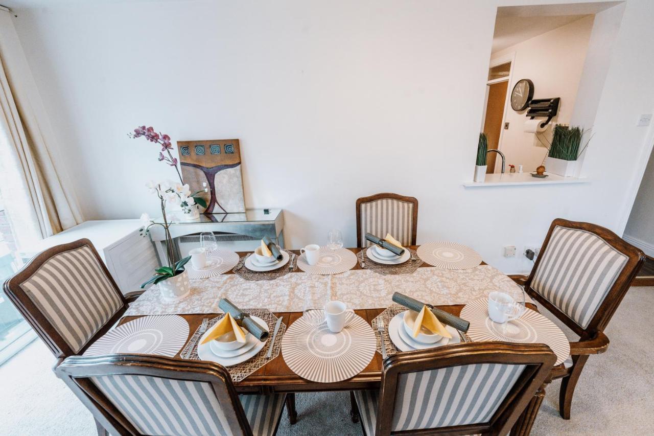Smithfield Square Nest Entire Apt Dublino Esterno foto